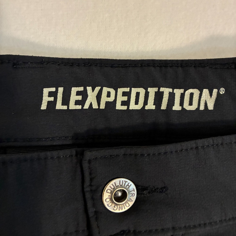 Duluth Trading Co Flexpedition Cargo Pants Mens 42x30 Slim Fit Gorpcore Hiking - Picture 2 of 7